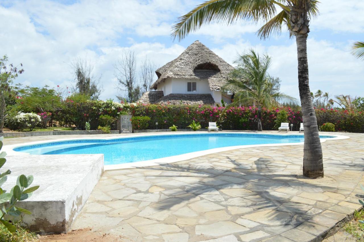 Pole Pole Beach House Watamu Exteriör bild