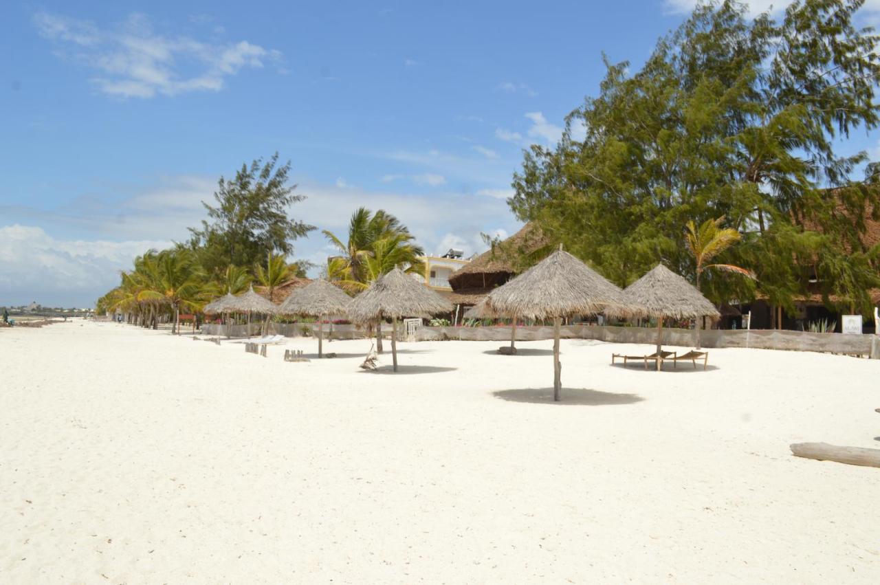 Pole Pole Beach House Watamu Exteriör bild